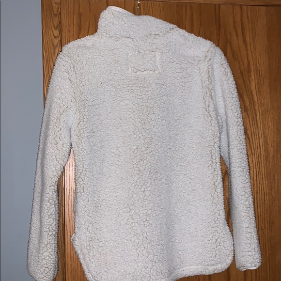 Furry pull over - Picture 2 of 2